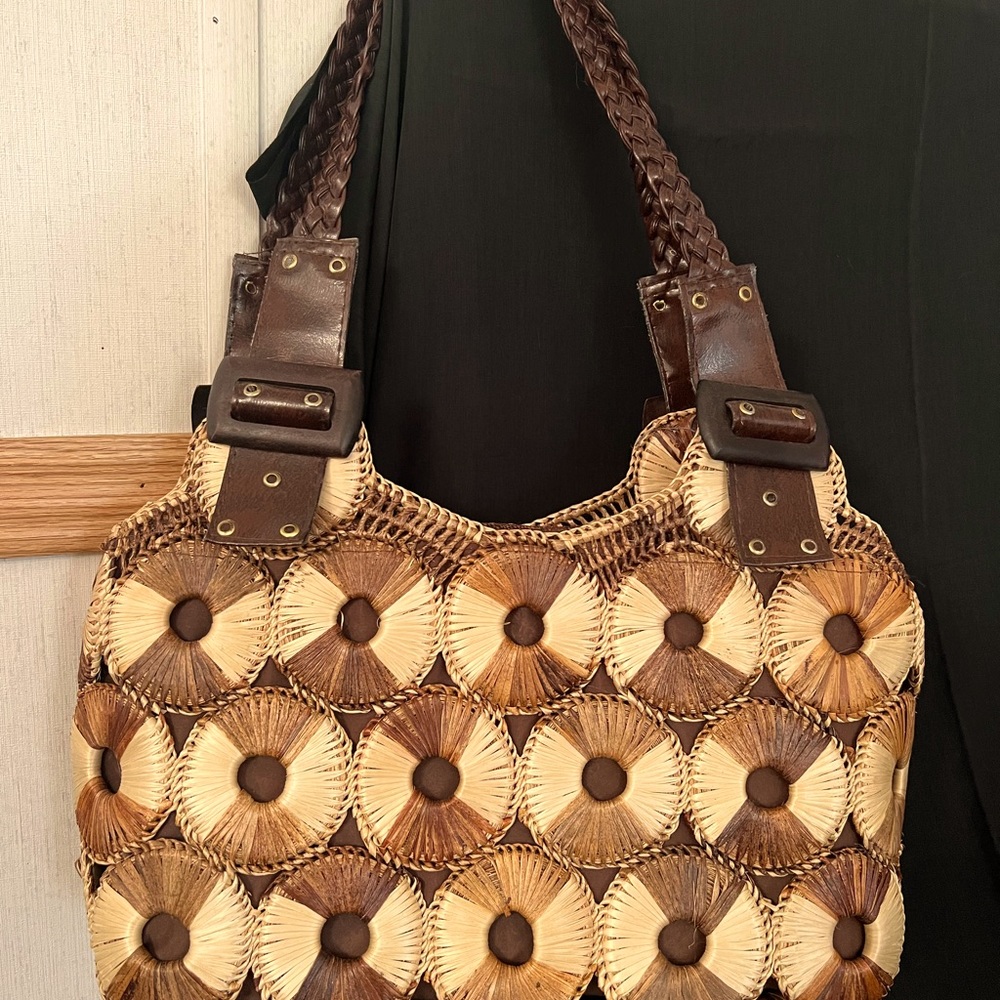 Native Abaca Straw Shoulder Bag